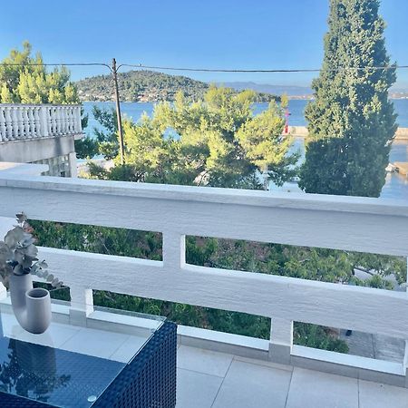 Apartman S M4 With The View Kali Exteriör bild