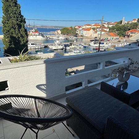 Apartman S M4 With The View Kali Exteriör bild