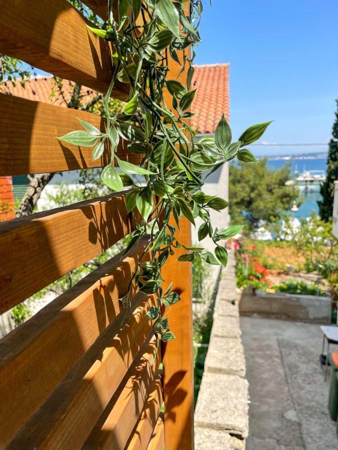 Apartman S M4 With The View Kali Exteriör bild