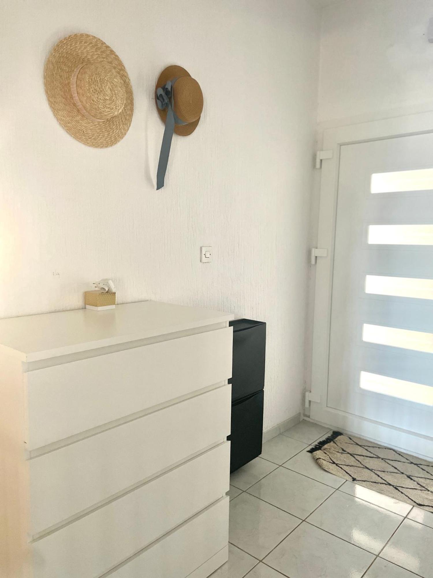 Apartman S M4 With The View Kali Exteriör bild